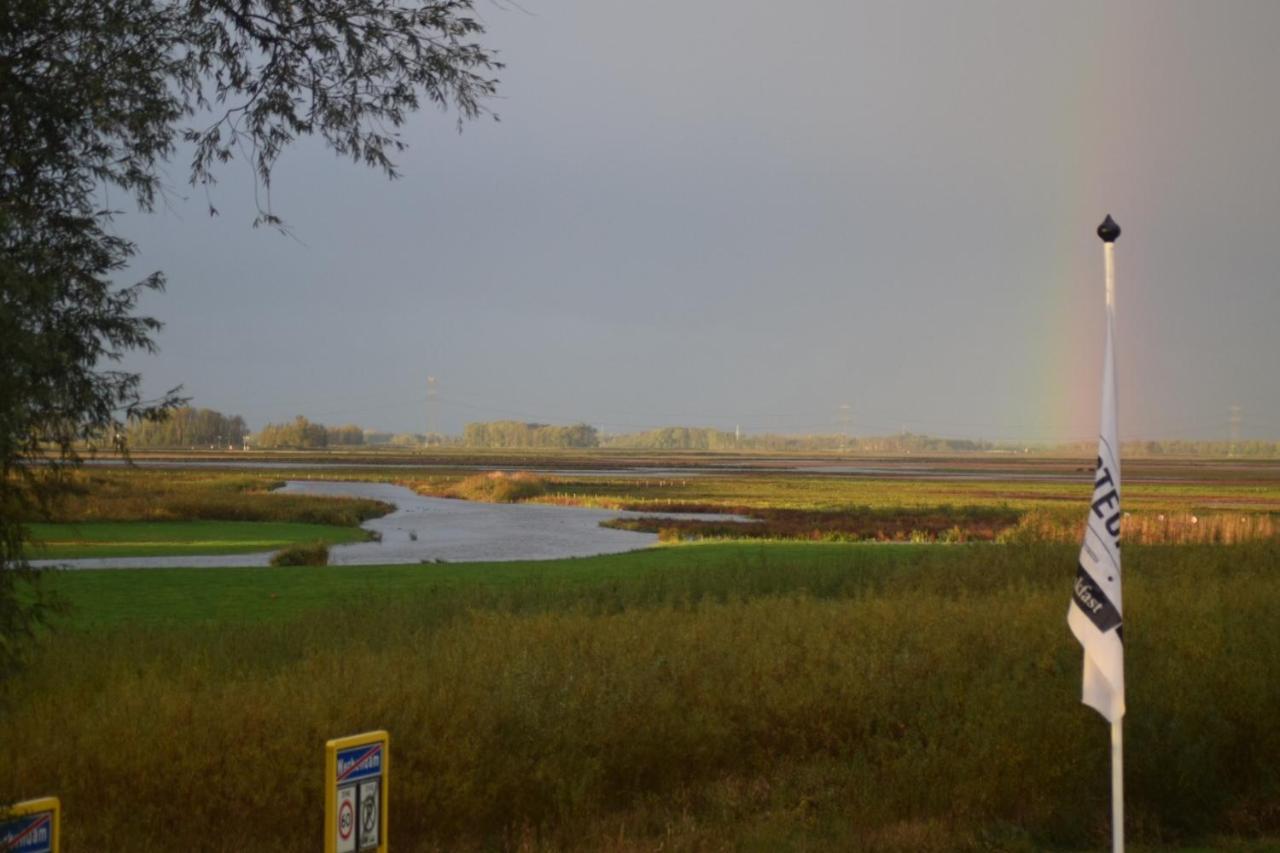 B&B 'T Steurgat Werkendam エクステリア 写真
